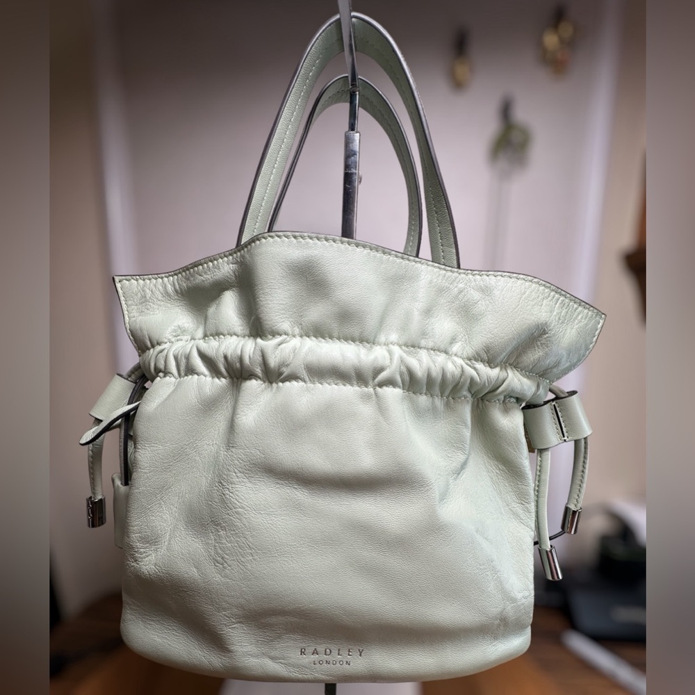 NWOT Radley London Sunny Rise Small Drawstring Crossbody Cucumber Nappa Leather